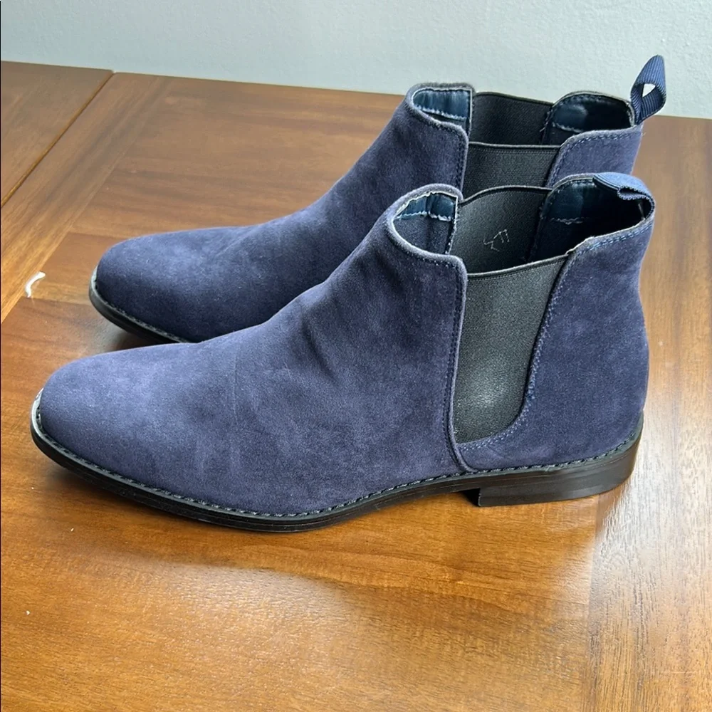 Harrison Myles Men’s Chelsea Boots Size 10 Navy Blue Faux Suede NWOT